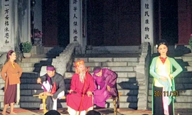 Chiếu chèo sân đình 2013 trở lại với chuỗi ba đêm tại Hà Nội.