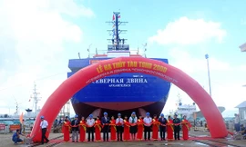 Tàu Severnaya Duina (TSHD 2000) vừa được hạ thủy sáng 9/11. ẢNh: Infonet.vn 