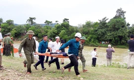 Diễn tập phòng chống thiên tai và tìm kiếm cứu nạn tại vùng hạ du Nhà máy thủy điện Hố Hô.