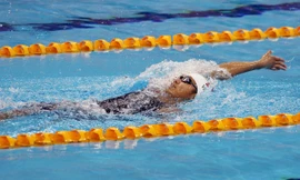 Kình ngư Ánh Viên miệt mài tập luyện dịp Tết thứ 5 xa nhà. Ảnh: VSI.