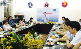 Hội nghị triển khai công tác phòng chống tác hại của thuốc lá năm 2017 tại Bệnh viện Y học cổ truyền Trung ương.