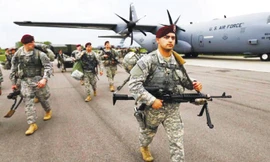 Mỹ nói họ phải chi tiền bảo vệ các đồng minh châu Âu trong khi thiệt thòi về thương mại. Ảnh: Strategic-culture.org.