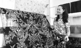 Lụa in hoa ở Bảo Lộc.