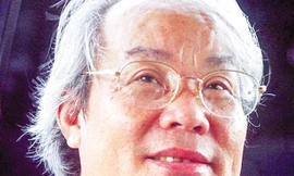 Phạm Minh Tuấn: 'Khi trăng đã vào cửa sổ đòi thơ'