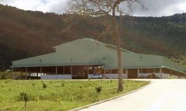 Nhà máy xử lí rác tiền tỷ vẫn còn hoạt động chạy thử nghiệm.