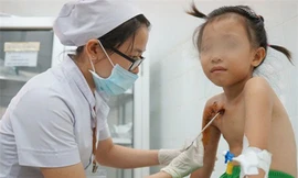 Bệnh nhi đã qua cơn nguy kịch 