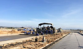 Thiếu vốn, đường băng sân bay Cam Ranh chậm tiến độ