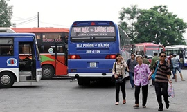 Bến xe Tam Bạc vẫn hoạt động đón trả khách bình thường cho tới thời điểm đóng bến vào 15/6. Ảnh: Duy Lê.