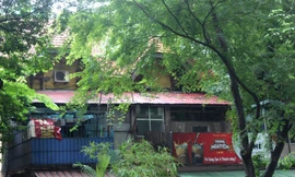 Không gian biệt thự cổ bị biến dạng, cơi nới. Ảnh; Vietnamnet