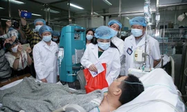 Bộ trưởng đề nghị công an cắm chốt tại bệnh viện