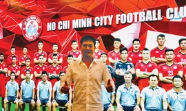 Cựu HLV tuyển VN Nguyễn Hữu Thắng tiếp quản chiếc ghế mà đàn em Công Vinh để lại. Ảnh: C.T.