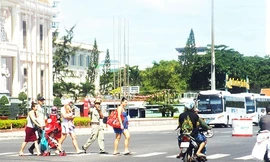 Bất nhất chi trả chế độ cho đội thanh niên xung kích Nha Trang