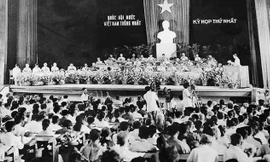 Kỳ họp thứ nhất Quốc hội nước Việt Nam thống nhất.