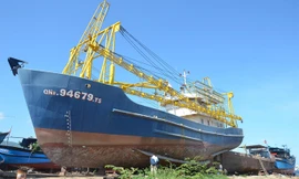 Tàu cá vỏ thép QNa - 94679 TS của ông Liên đang nằm bờ ở Đà Nẵng.