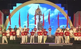 Chung dòng Mê Kông nghĩa tình sâu nặng