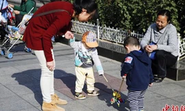 Trung Quốc: Gần 1,5 triệu cặp vợ chồng được sinh con thứ 2