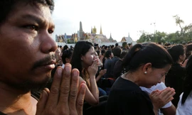 Không còn vua, Thái Lan tìm người lấp chỗ trống