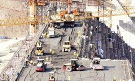 Công nghệ thi công đầm lăn trên công trường Thủy điện Sơn La.