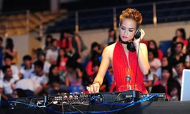 Nguyễn Thị Hồng Ngọc (DJ Rubie) từ bỏ làm người mẫu để theo nghề DJ.