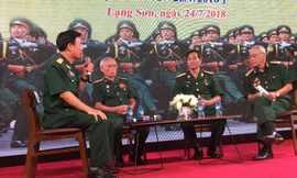 Gặp mặt giao lưu xúc động giữa các thế hệ Sư 337 anh hùng. Ảnh: Duy Chiến.