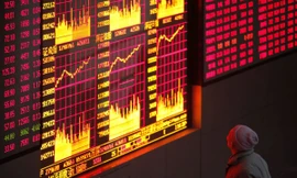 Phạt cá nhân dùng 9 tài khoản thao túng giá cổ phiếu