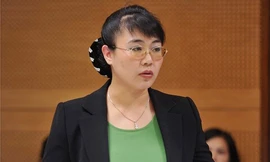 Bà Nguyễn Thị Nguyệt Hường 