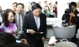 15 năm miệt mài với phụ nữ và trẻ nghèo bất hạnh