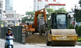 Nhiều doanh nghiệp đục số khung, số máy hòng “lách” nhập khẩu xe máy chuyên dùng (Ảnh minh họa). Ảnh: Như Ý.