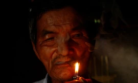 Ông Thái Ngọc lập kỷ lục thế giới hơn 40 năm không ngủ.