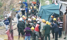 ẢNH ĐẶC BIỆT: Nghẹt thở giành giật sự sống