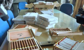 Thu giữ 1.200 điếu xì gà nghi nhập lậu