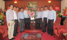 Đồng chí Nguyễn Đắc Vinh thay mặt Ban Bí thư T.Ư Đoàn chúc mừng 85 năm Ngày truyền thống ngành Tuyên giáo.