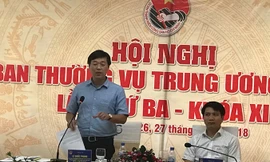 Bí thư thứ nhất T.Ư Đoàn Lê Quốc Phong phát biểu kết luận Hội nghị Ban Thường vụ T.Ư Đoàn lần thứ ba, Khoá XI. Ảnh: L.X.S.