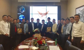 Đoàn công tác cấp cao T.Ư Đoàn do Bí thư thứ nhất T.Ư Đoàn Lê Quốc Phong dẫn đầu làm việc với Hội thanh niên - sinh viên Việt Nam tại bang California, Hội thanh niên - sinh viên Việt Nam tại Hoa Kỳ.