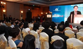 Ông Trần Văn Úy - TGĐ SCTV công bố hàng loạt đổi mới trong họp báo “SCTV - Kết Nối Tầm Nhìn 2015” ngày 6/1/2015.