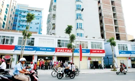 'Đồng phục' biển quảng cáo: Triệt tiêu thương hiệu doanh nghiệp