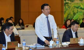 Bộ trưởng Đinh Tiến Dũng khẳng định, nợ công tăng nhanh do điều hành.