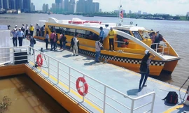 Dự kiến tháng 11 tuyến buýt sông số 1 sẽ chính thức đón khách. Ảnh: Ngô Bình.