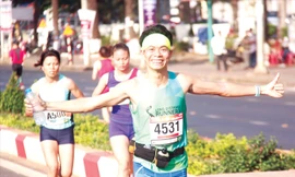 Các VĐV phong trào tham gia giải Việt dã toàn quốc và marathon giải báo Tiền Phong lần thứ 59-2018. Ảnh: Lê Tùng.