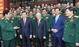 Tổng Bí thư Nguyễn Phú Trọng, Chủ tịch nước Trương Tấn Sang, Thủ tướng Nguyễn Tấn Dũng và các đại biểu trong ngày làm việc thứ hai của Đại hội (22/9). Ảnh: Trọng Đức - TTXVN.