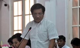 Ông Đoàn Ngọc Hải mong muốn được giao toàn quyền để dẹp vỉa hè. Ảnh: Việt Văn.