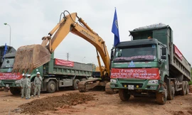 Cam kết đến tháng 6/2016 hoàn thành dự án nước sông Đà số 2, nhưng giờ chủ đầu tư lại lùi đến cuối năm.
