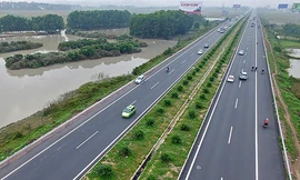 Lý do Bộ Xây dựng 'bác' đề xuất mở rộng cao tốc Hà Nội - Bắc Giang 8 làn xe