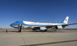 Tiết lộ chuyên cơ mới toanh chưa 'trình làng' của Tổng thống Trump 