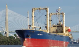 Tàu hàng Việt Nam bị chìm trên vùng biển quốc tế, 18 thuyền viên ra sao?