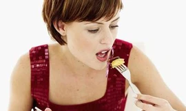Ăn chậm, nhai kỹ giúp giảm cân hiệu quả