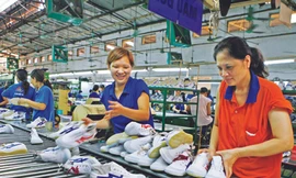 Chật vật lo lương tối thiểu