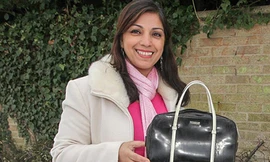 Tìm thấy túi xách sau 7 năm bị lấy trộm