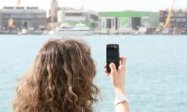 Điều khiển điện thoại bằng mắt