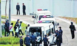 ‘Vung tiền thác loạn’ : Hội chứng 'nghiện' nữ sinh